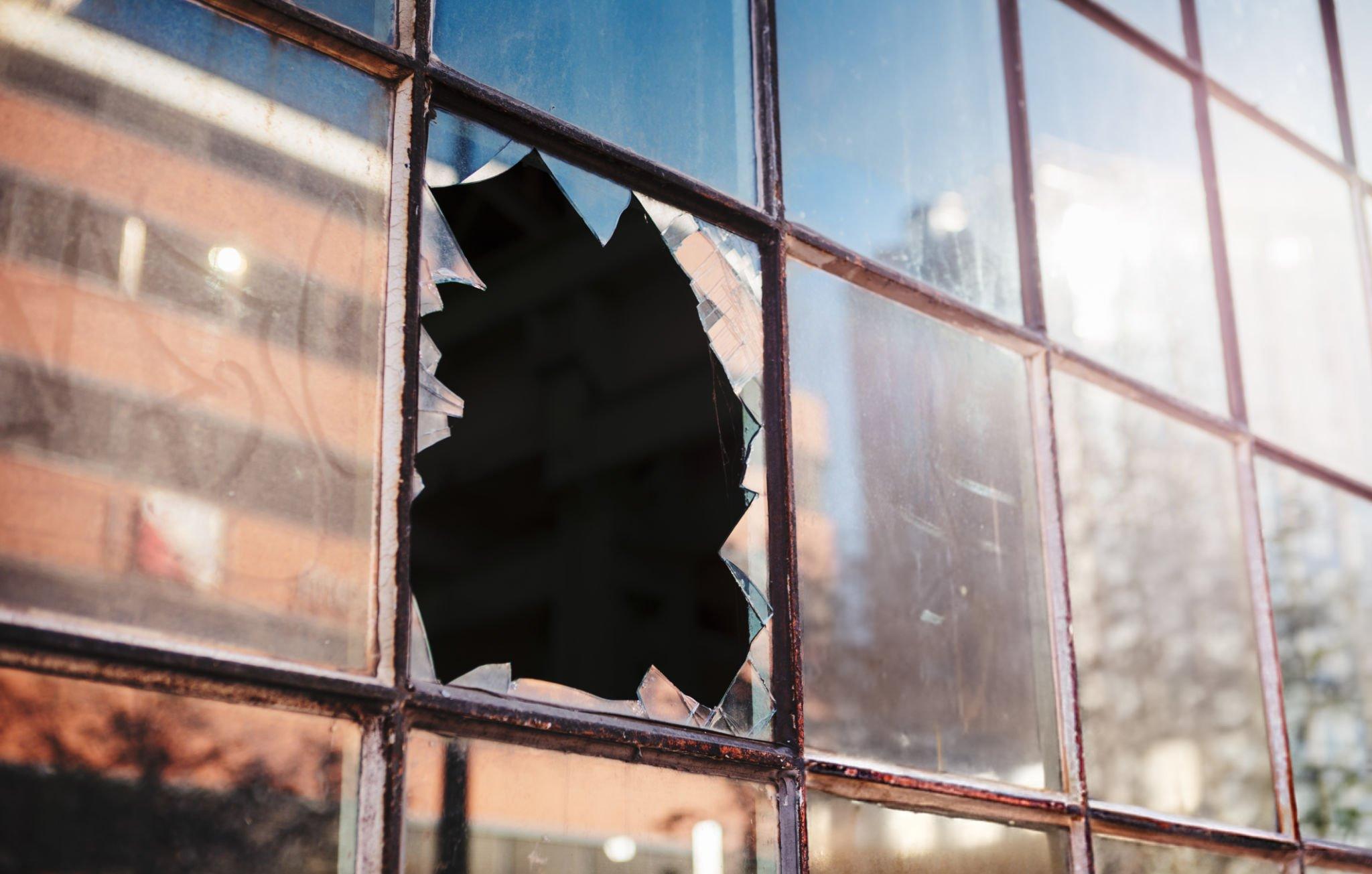 COMMERCIAL PROPERTY DAMAGE